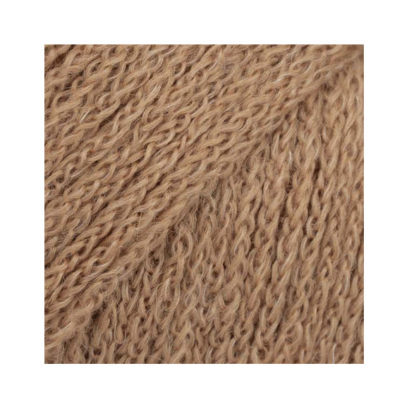 DROPS Sky Uni Colour 22 almendra