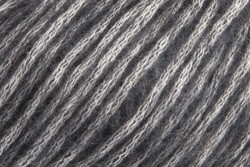 107 gris oscuro